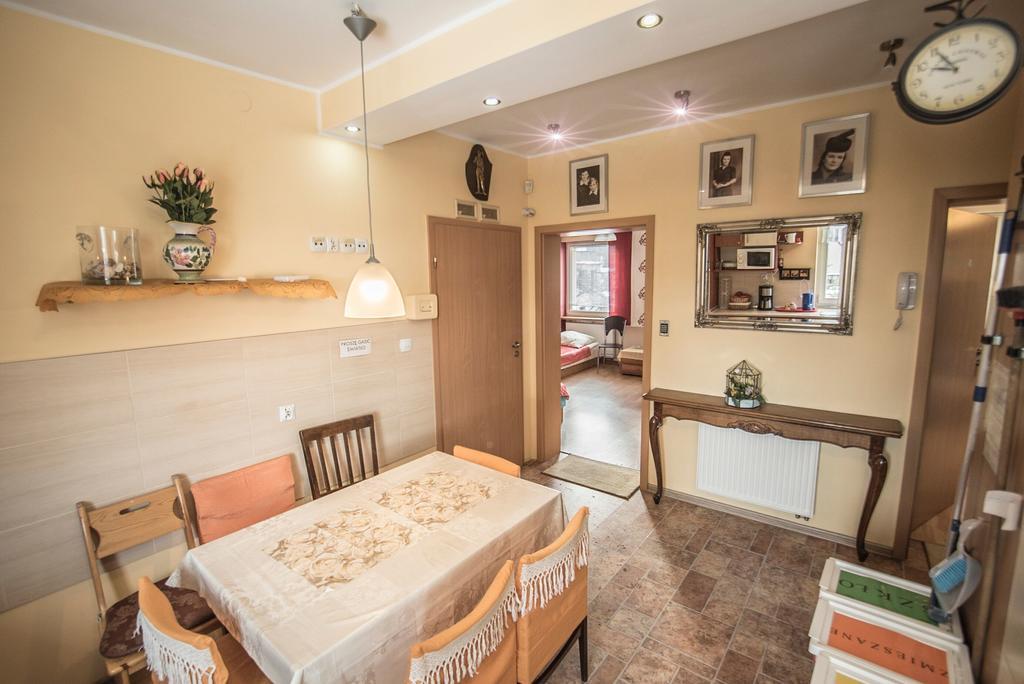 Guest House Wanda Wałbrzych Kültér fotó